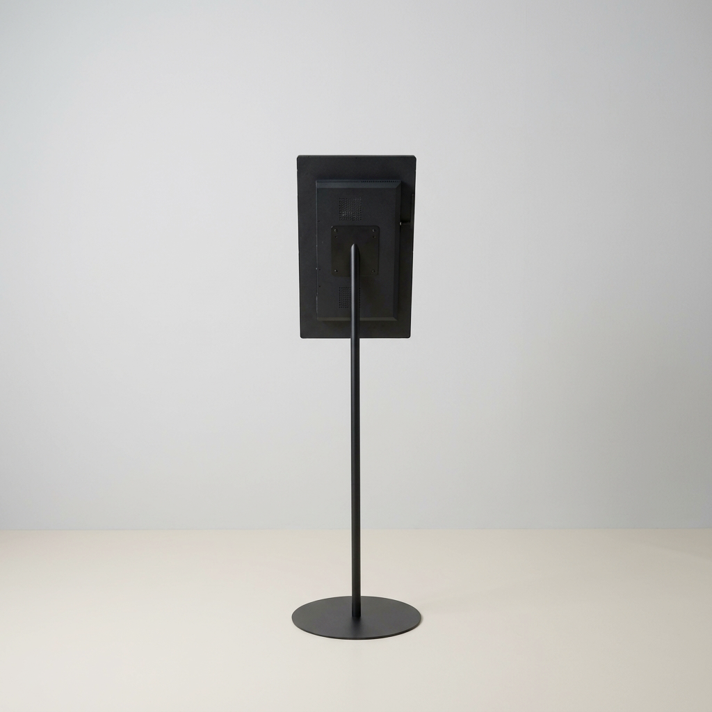 USB挿入だけ スチール製ワンポールスタンド電子ペーパーサイネージ 21.5インチTSTV-S21