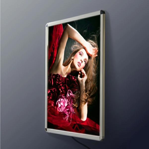 LEDポスターパネル 屋外用 A2 四辺開閉式 シルバー W465×H640mm ポスターフレーム LEDパネル pgled-a2